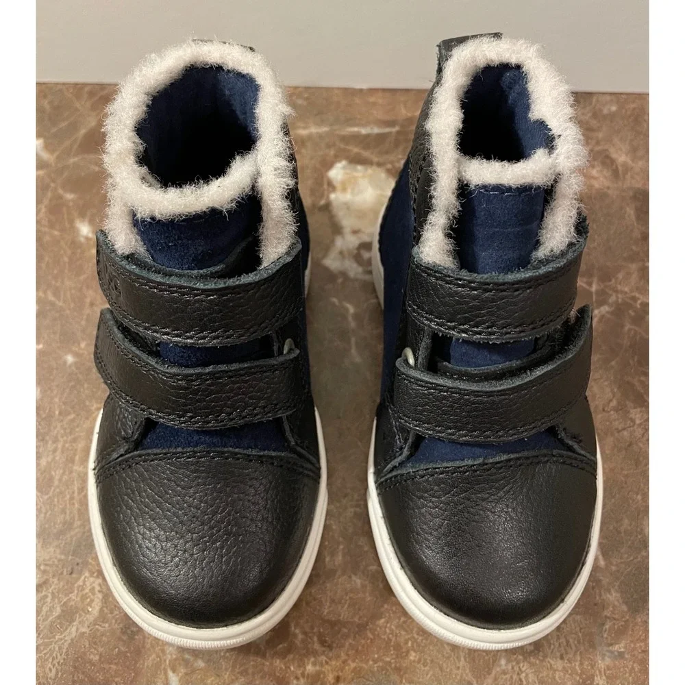 UGG Kids Rennon II Black Blue Leather Suede Sherpa Lined Hook Loop Boots Kids 6